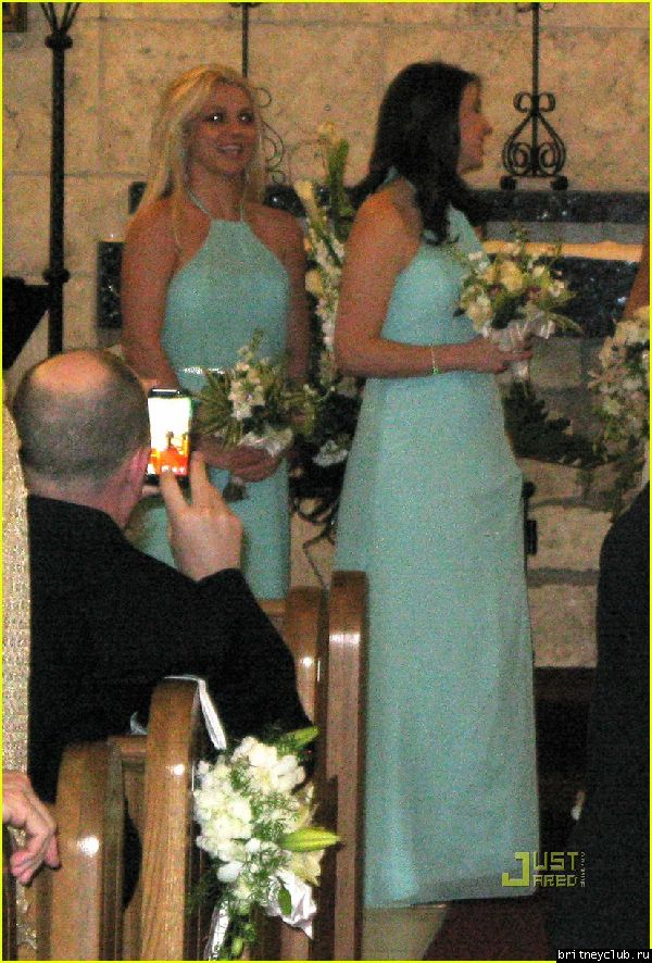 Бритни на свадьбе у Бретт Миллер2.jpg(Бритни Спирс, Britney Spears)