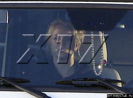 Бритни покидает студию Conway в Голливуде33.jpg(Бритни Спирс, Britney Spears)