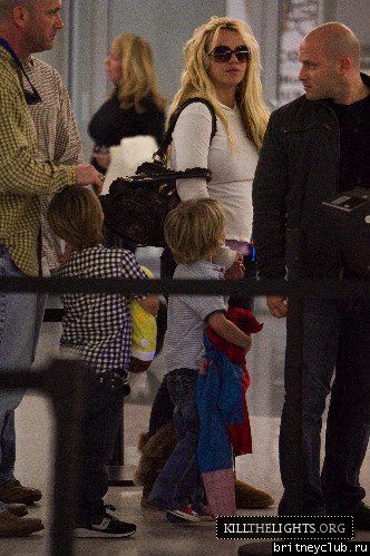 Бритни в аэропорту Нового Орлеана143.jpg(Бритни Спирс, Britney Spears)