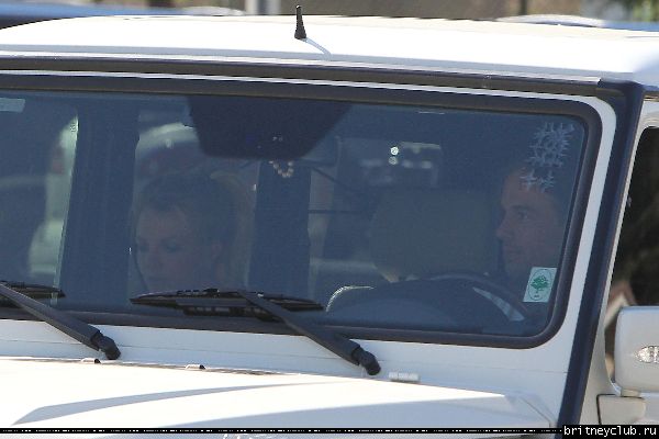 Бритни покидает игру Шона Престона в Сан Фернандо10.jpg(Бритни Спирс, Britney Spears)