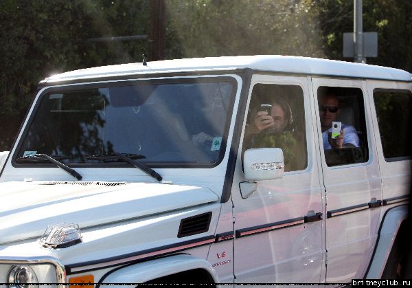 Бритни покидает игру Шона Престона в Сан Фернандо40.jpg(Бритни Спирс, Britney Spears)
