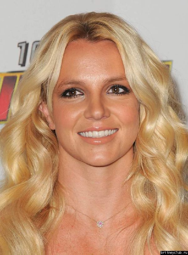 Бритни на концерте Kiis FM Wango Tango085.jpg(Бритни Спирс, Britney Spears)