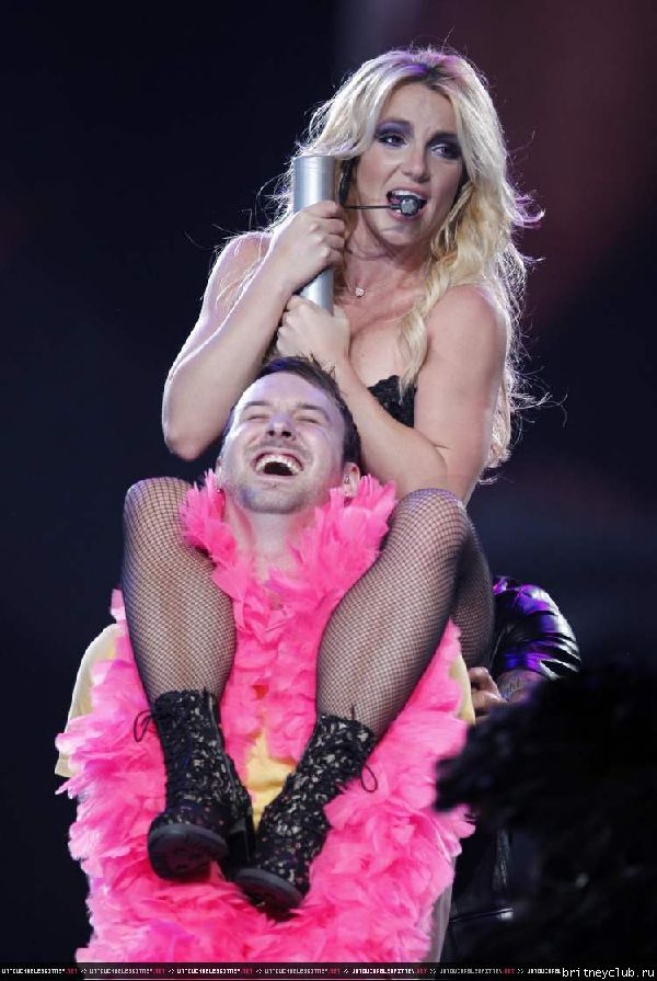 The Femme Fatale Tour в Виннипеге13.jpg(Бритни Спирс, Britney Spears)