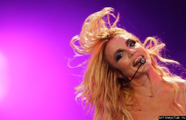 The Femme Fatale Tour в Милуоки17.jpg(Бритни Спирс, Britney Spears)