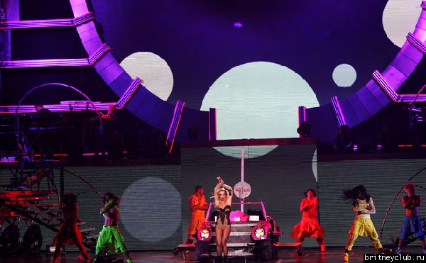 The Femme Fatale Tour в Милуоки18.jpg(Бритни Спирс, Britney Spears)
