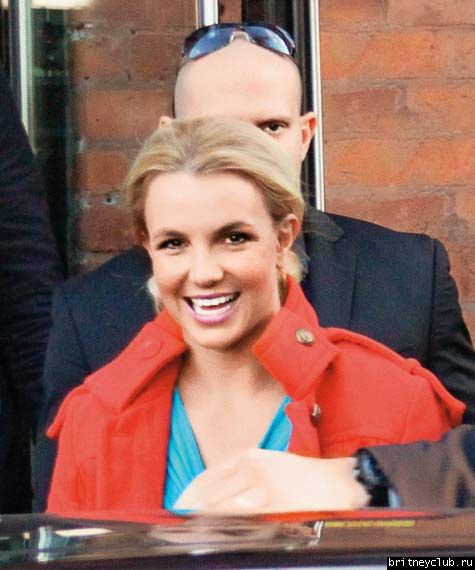 Бритни посещает дизайн студию Киры Пластининой03.jpg(Бритни Спирс, Britney Spears)