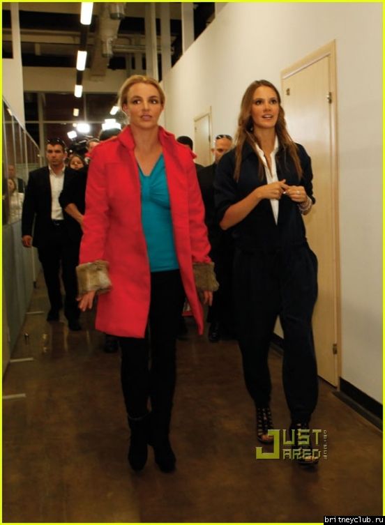 Бритни посещает дизайн студию Киры Пластининой04.jpg(Бритни Спирс, Britney Spears)