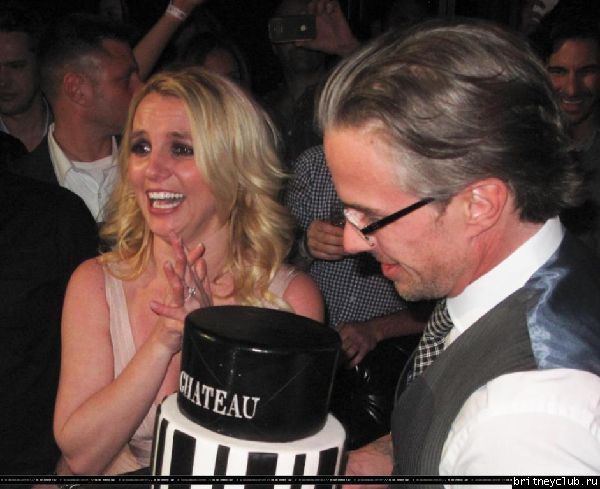 Бритни и Джейсон отмечают помолвку в клубе Chateau04.jpg(Бритни Спирс, Britney Spears)