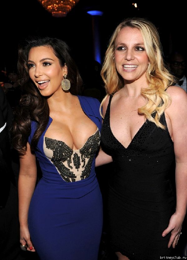 Бритни на вечеринке Clive Davis Grammy pre-party23.jpg(Бритни Спирс, Britney Spears)