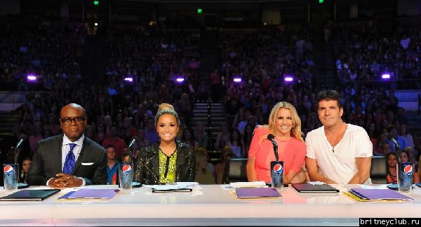 Кастинг на шоу X-Factor в Остине, день первый06.jpg(Бритни Спирс, Britney Spears)