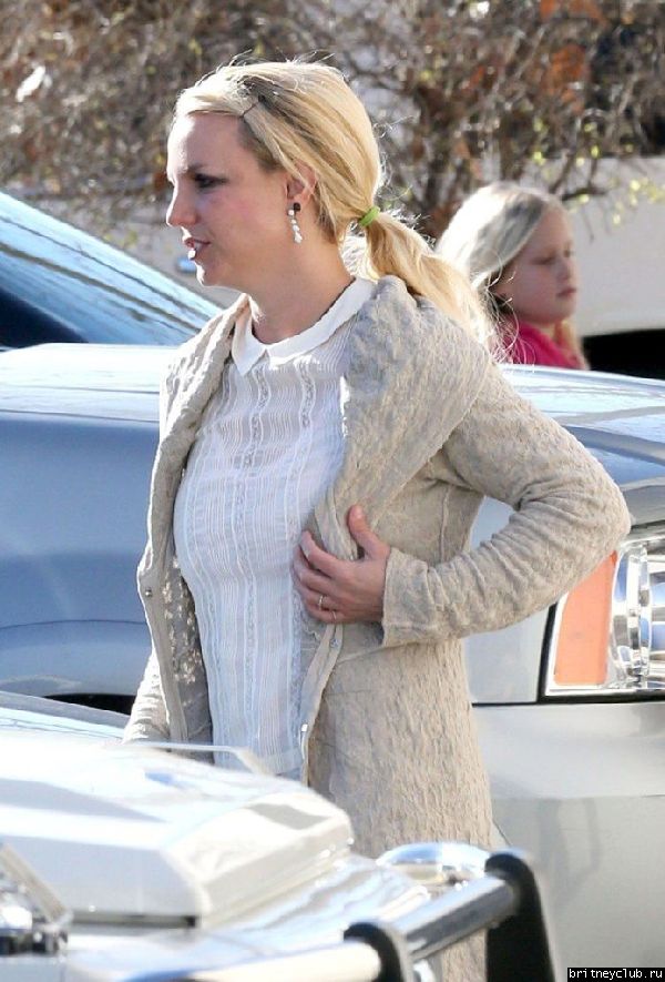 Бритни забирает детей из гимнастического зала!23.jpg(Бритни Спирс, Britney Spears)