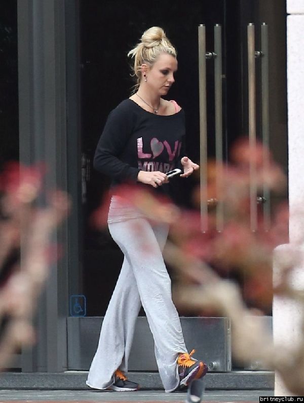 Бритни покидает фитнесс-клуб 09.jpg(Бритни Спирс, Britney Spears)