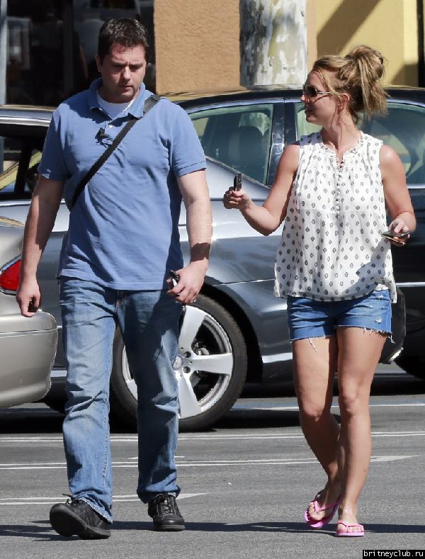 Бритни и Дэвид в  Thousand Oaks16.jpg(Бритни Спирс, Britney Spears)