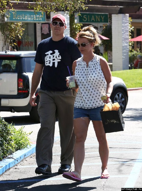 Бритни и Дэвид в  Thousand Oaks35.jpg(Бритни Спирс, Britney Spears)