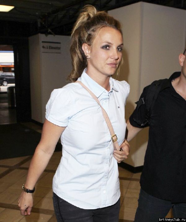 Бритни в аэропорту в Лос-Анджелесе1.jpg(Бритни Спирс, Britney Spears)