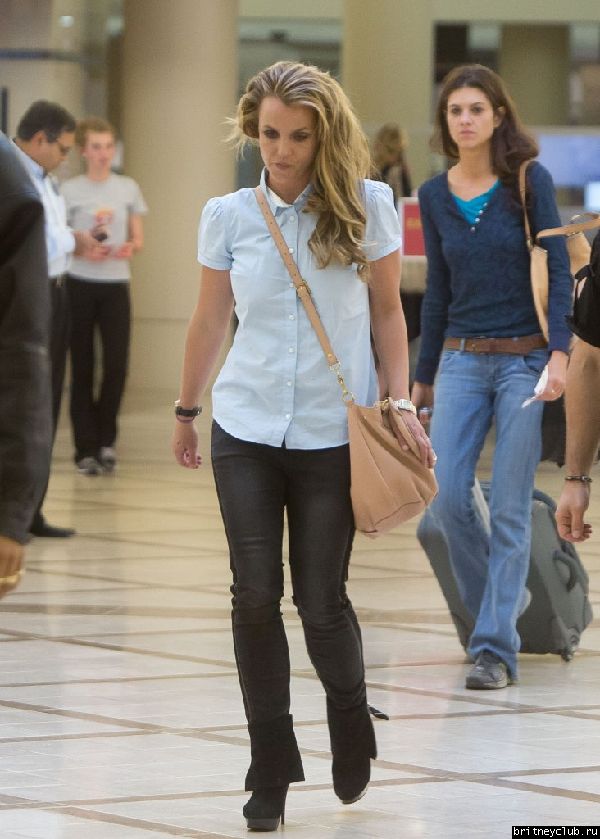 Бритни в аэропорту в Лос-Анджелесе19.jpg(Бритни Спирс, Britney Spears)