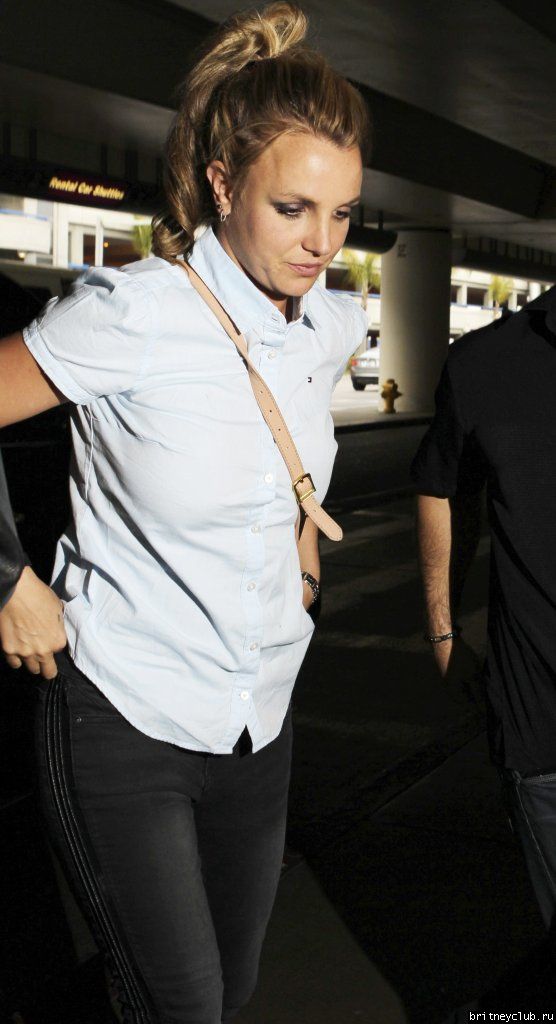 Бритни в аэропорту в Лос-Анджелесе3.jpg(Бритни Спирс, Britney Spears)