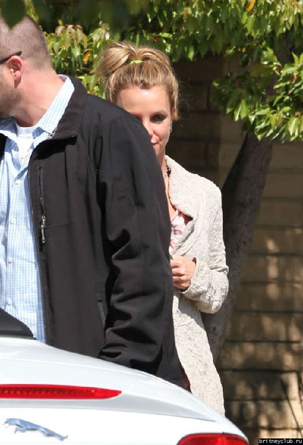Бритни покидает стоматолога в Thousand Oaks20.jpg(Бритни Спирс, Britney Spears)