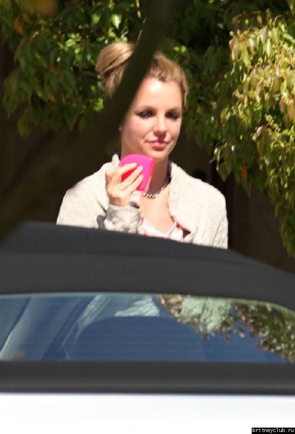 Бритни покидает стоматолога в Thousand Oaks24.jpg(Бритни Спирс, Britney Spears)