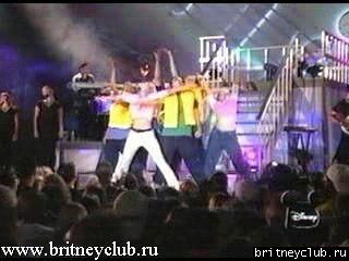 Дисней-концерт, песня "Crazy"28.jpg(Бритни Спирс, Britney Spears)