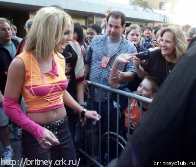 Бритни на шоу Today04.jpg(Бритни Спирс, Britney Spears)