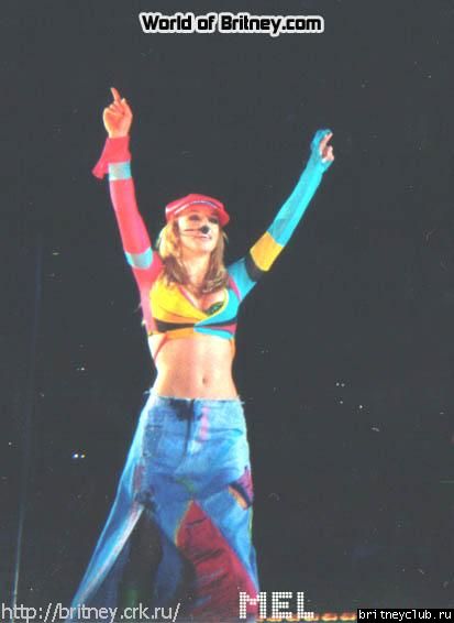 D.W.D. tour "Pittsburgh, PA" (2 ноября 2001 года)02.jpg(Бритни Спирс, Britney Spears)