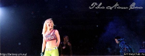 D.W.D. tour Minneapolis (29 ноября 2001 года)06.jpg(Бритни Спирс, Britney Spears)
