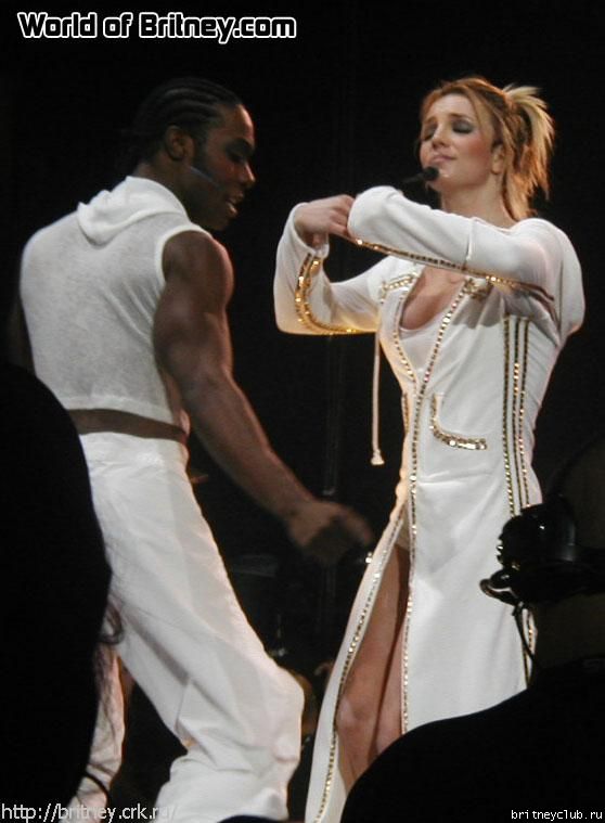 D.W.D. tour Albany, NY (3 декабря 2001)15.jpg(Бритни Спирс, Britney Spears)