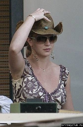 Бритни на шоппинге britney-la07.jpg(Бритни Спирс, Britney Spears)
