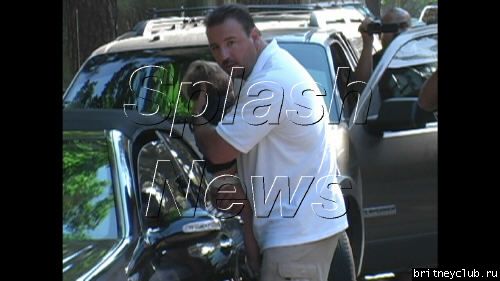 Бритни под прицелом фотокамерыbritney-yelling21.jpg(Бритни Спирс, Britney Spears)