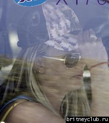 Бритни ездит вокруг Beverly HillsBritneyFaces040908_3.jpg(Бритни Спирс, Britney Spears)