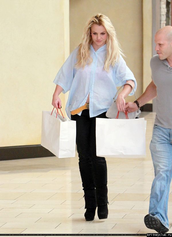 Бритни в Thousand Oaks082.jpg(Бритни Спирс, Britney Spears)
